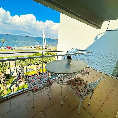 Perfect Sea View With Special Parking Izmir