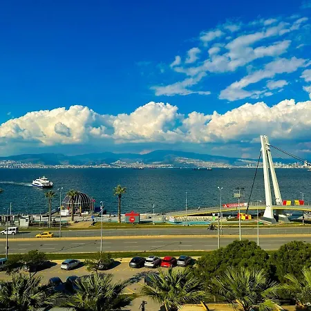 Perfect Sea View With Special Parking Apartment *