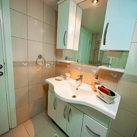 Perfect Sea View With Special Parking Apartment