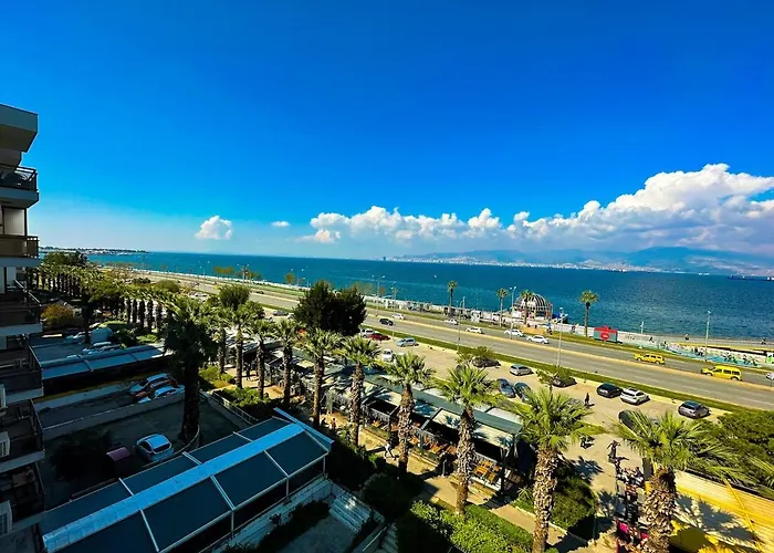 Perfect Sea View With Special Parking İzmir