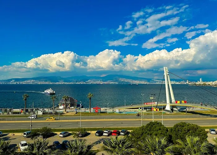 Perfect Sea View With Special Parking Appartement *